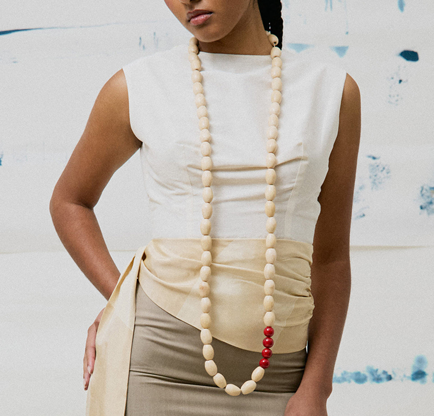 Accessory - long wooden necklace